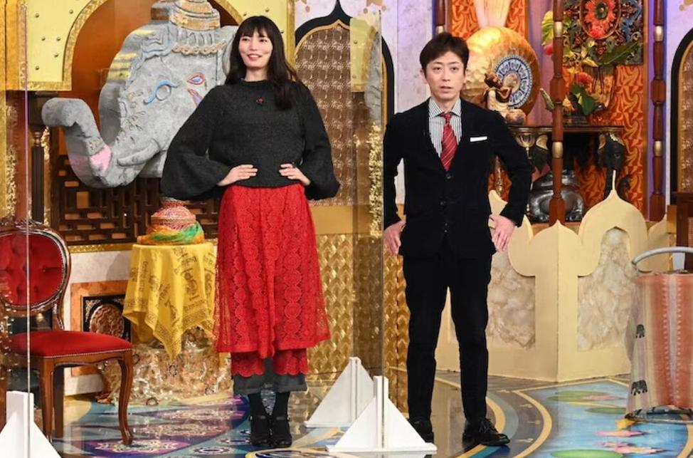 特别企划！今夜比一比20191106与艺人亲密接触，看他们身后的故事